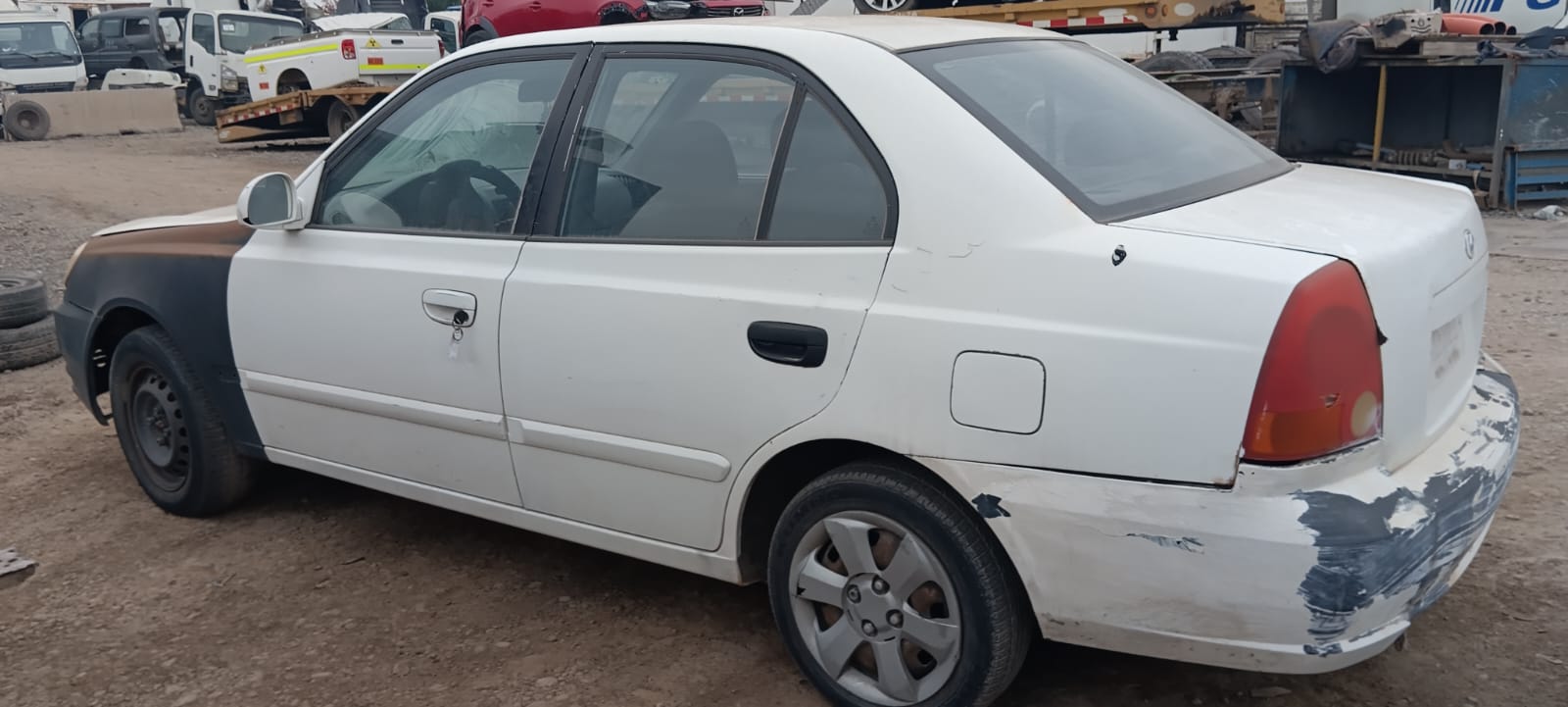  Hyundai ACCENT 2000    EN DESARME